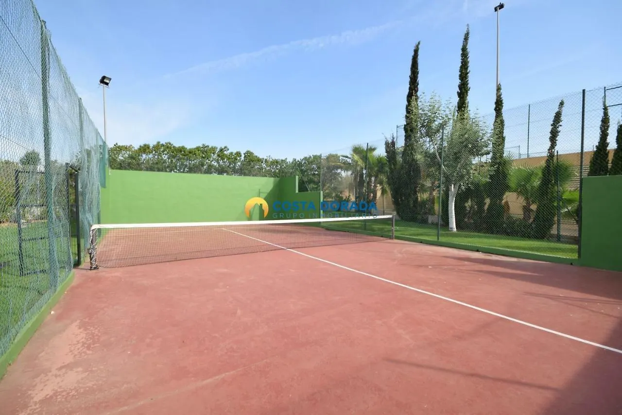 Los Juncos Apartment La Pineda Spain