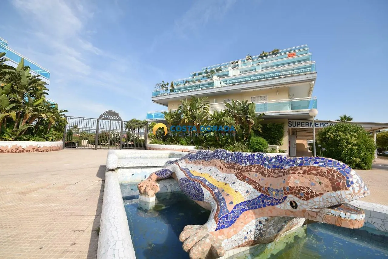 Los Juncos Apartment La Pineda Spain